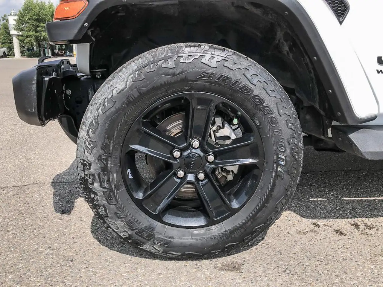 Jeep Wrangler - Image 10