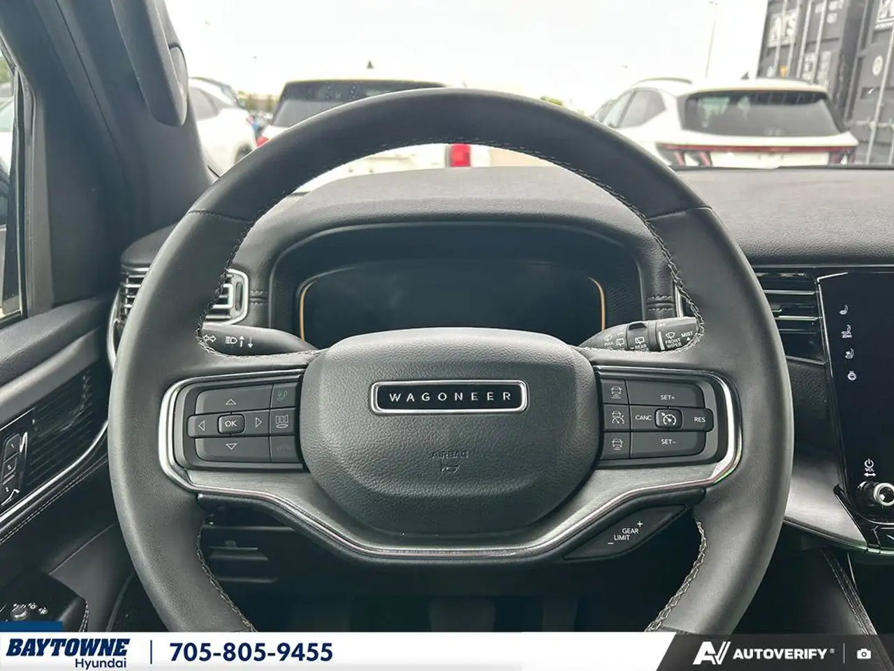 Jeep Wagoneer - Image 15