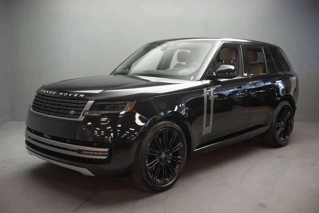 Land Rover Range Rover - Image 1