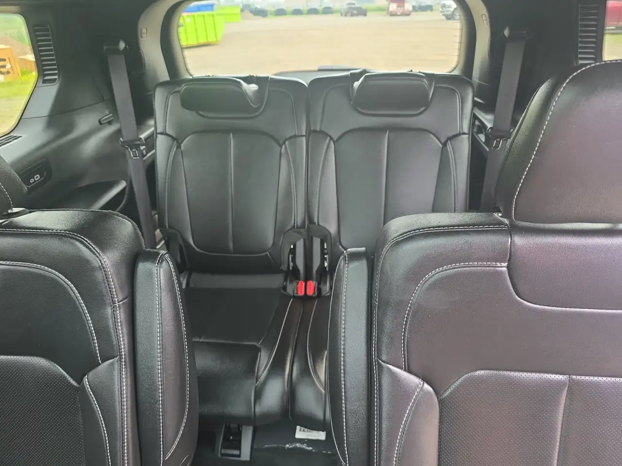 Jeep Grand Cherokee - Image 16