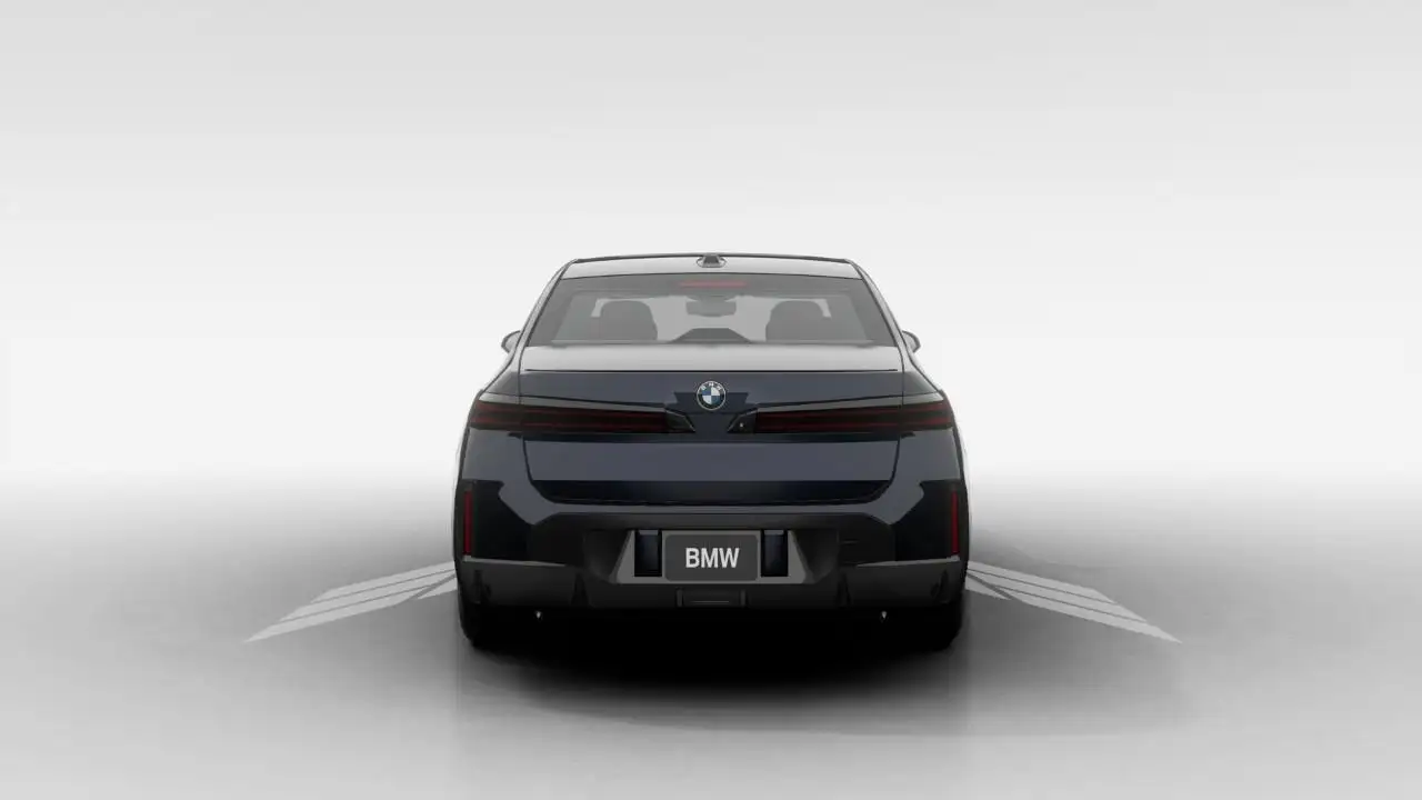 BMW 7 Series - Image 5
