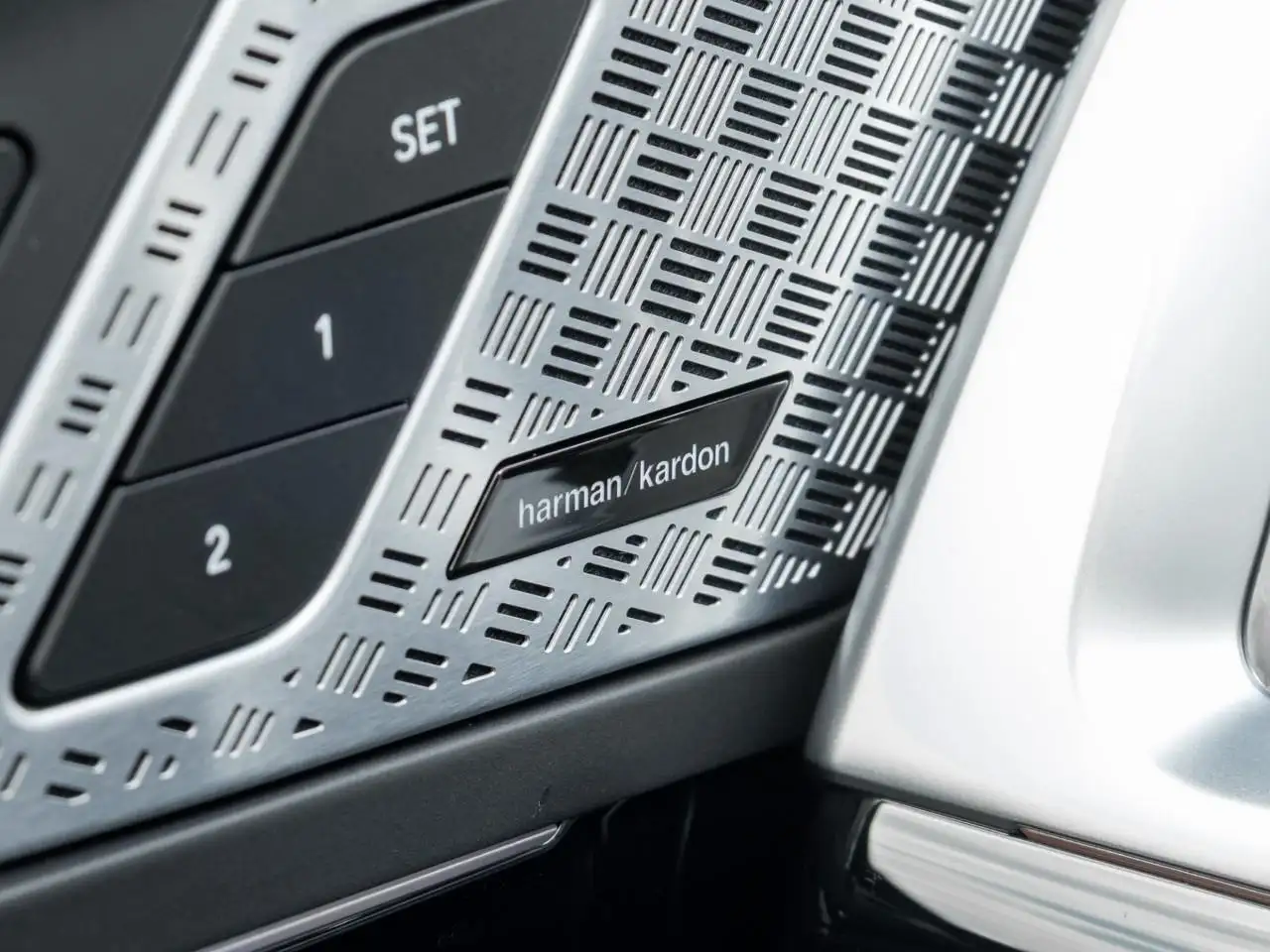 BMW X1 - Image 15