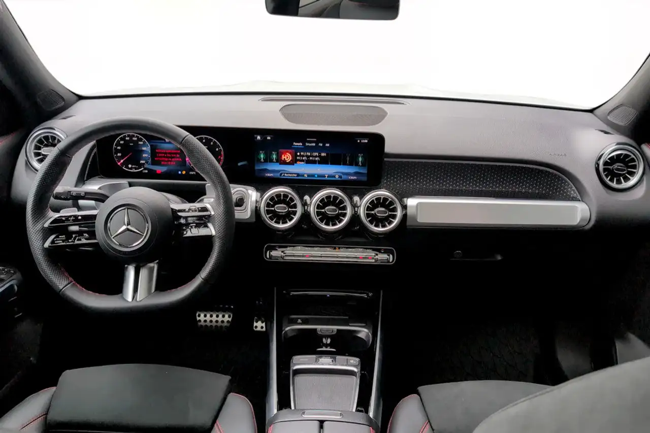 Mercedes-Benz GLB - Image 7