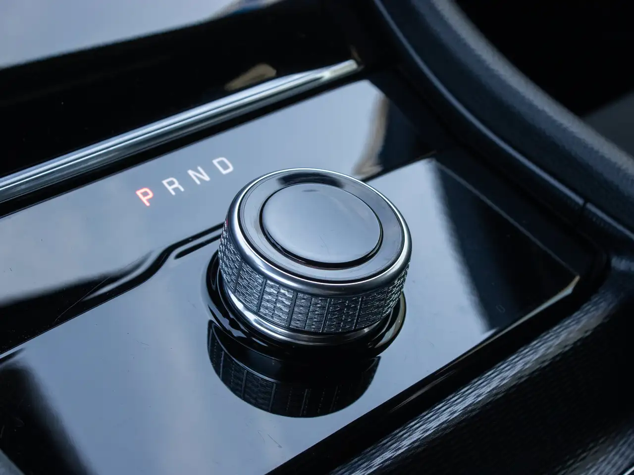 Jeep Grand Cherokee - Image 27