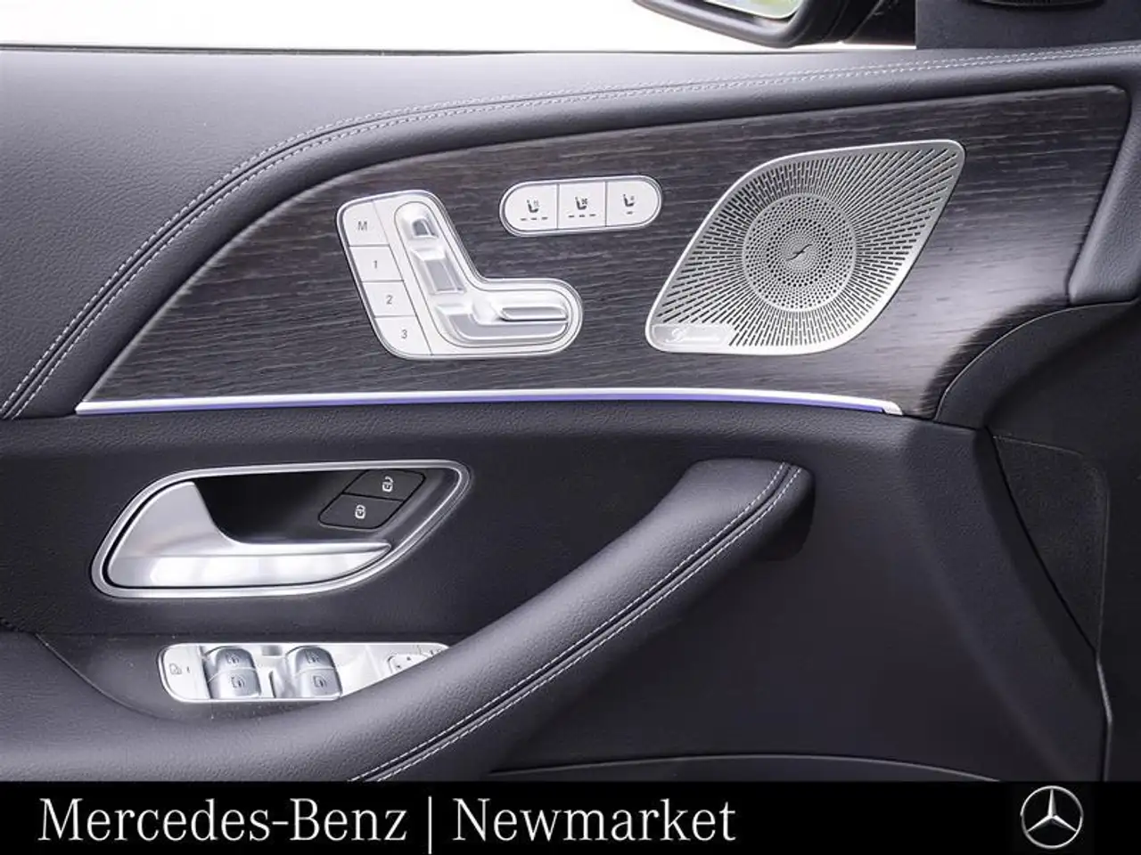 Mercedes-Benz GLE - Image 21