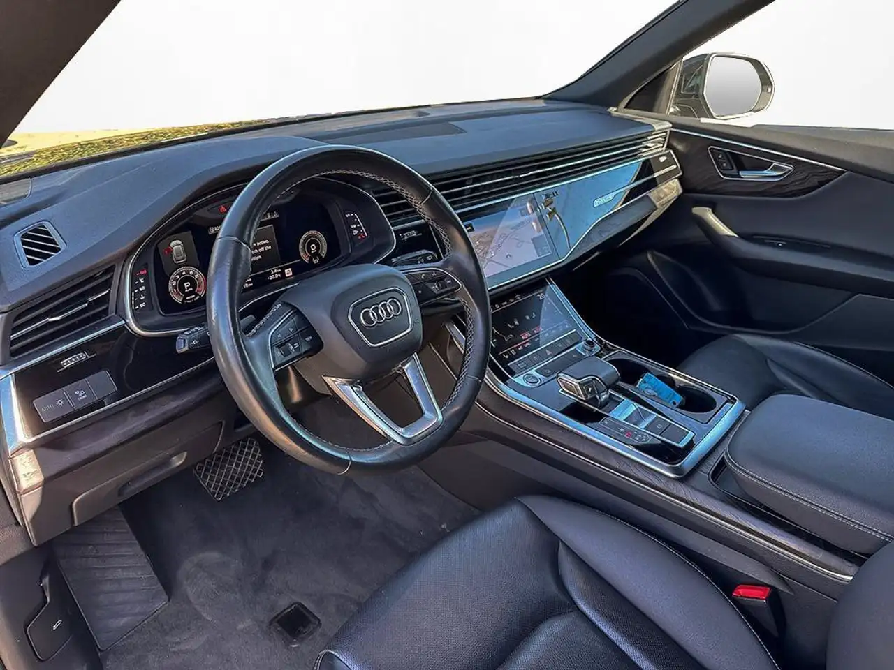 Audi Q8 - Image 17