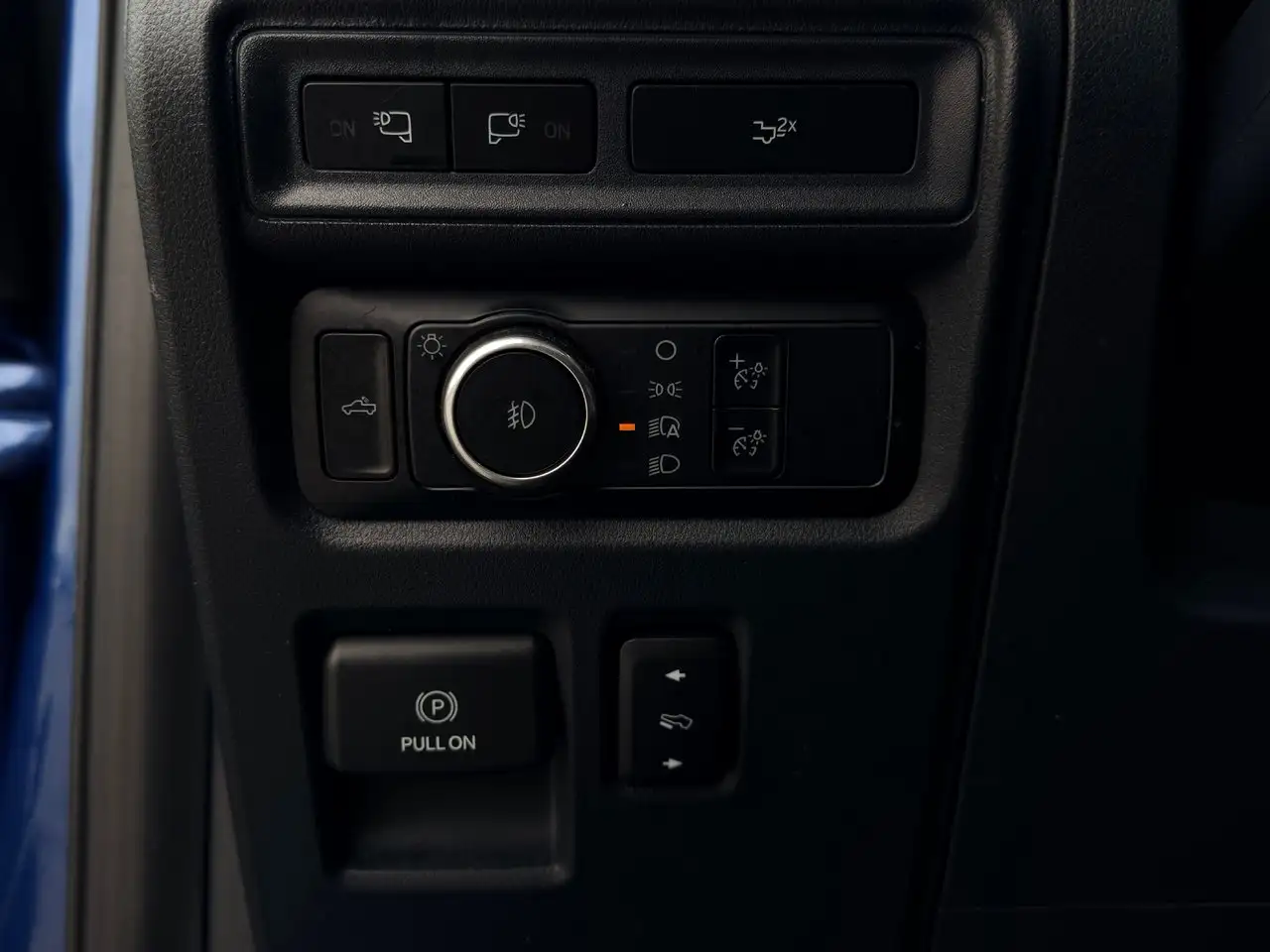 Ford F-150 - Image 36