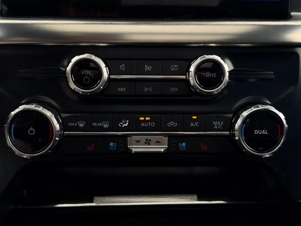 Ford F-150 - Image 41