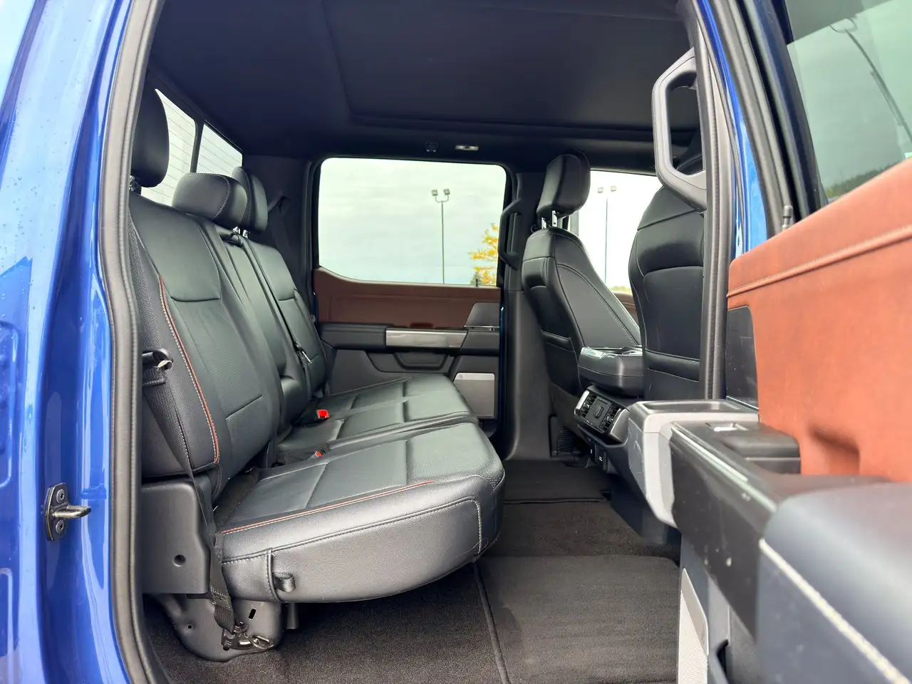 Ford F-150 - Image 27