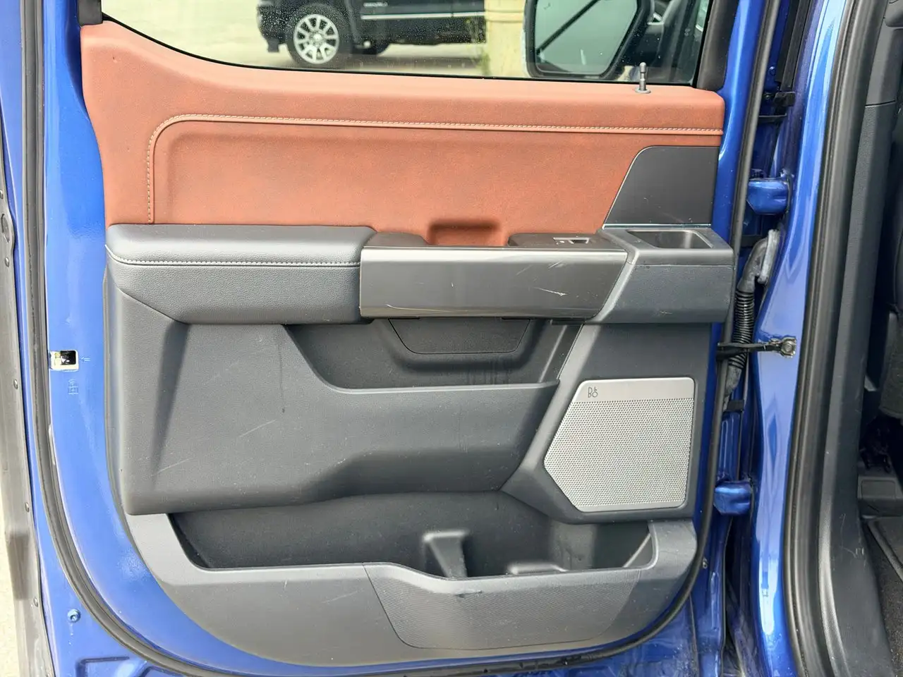 Ford F-150 - Image 21
