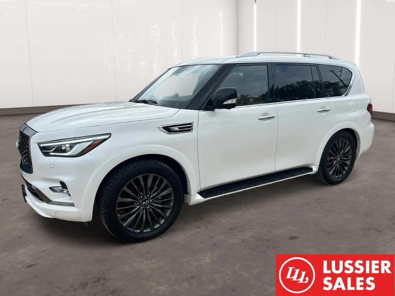Infiniti QX80 - Image 1