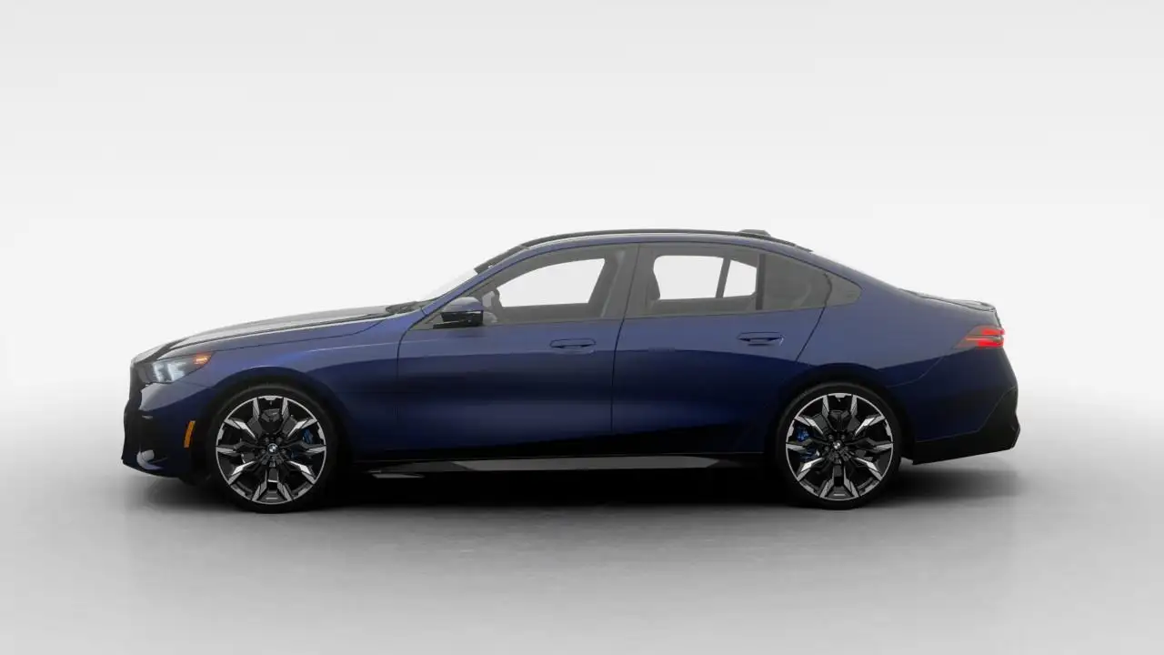 BMW 5 Series - Image 4
