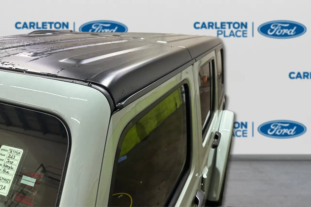 Jeep Wrangler - Image 9