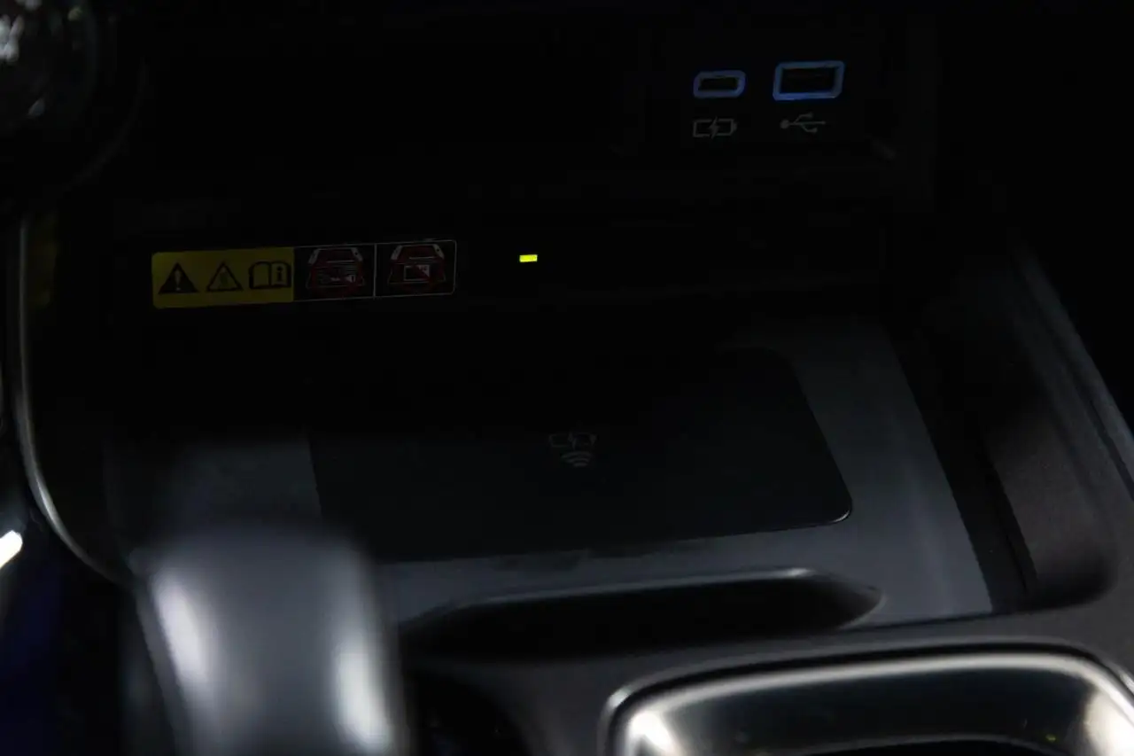 Lexus NX 350 - Image 22
