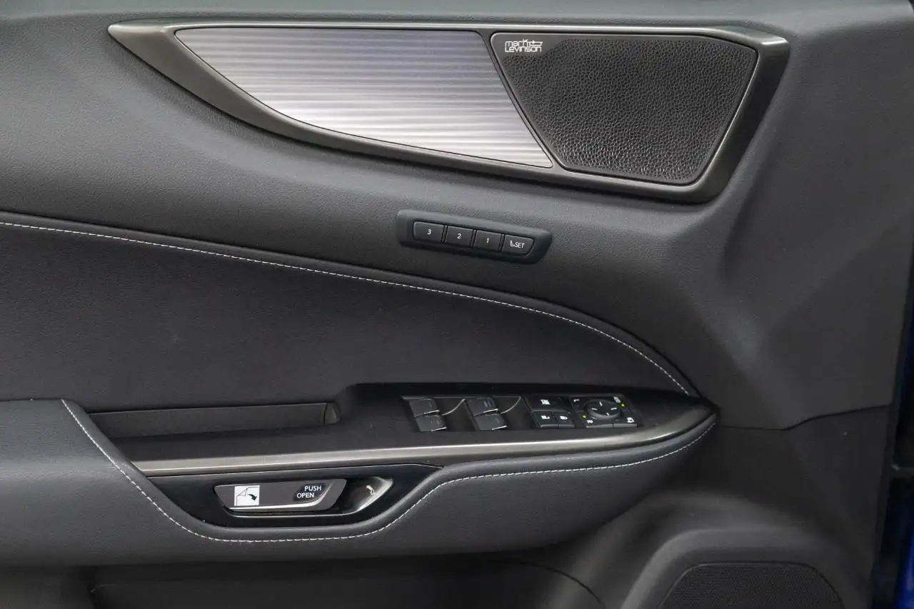 Lexus NX 350 - Image 14