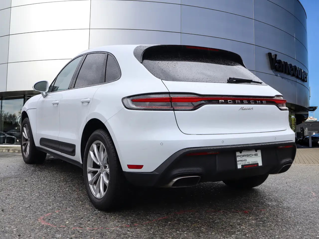 Porsche Macan - Image 3