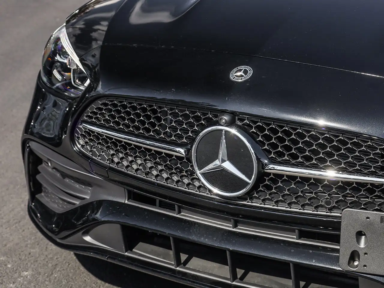 Mercedes-Benz C-Class - Image 13