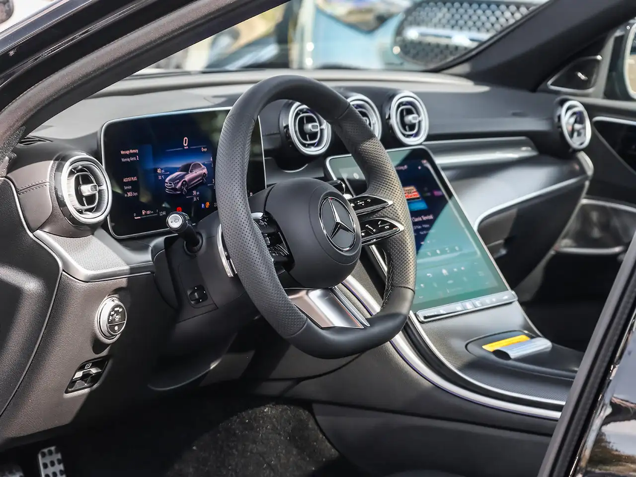 Mercedes-Benz C-Class - Image 14