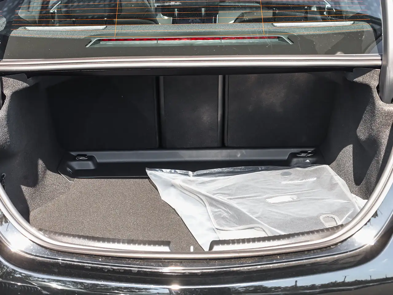 Mercedes-Benz C-Class - Image 7
