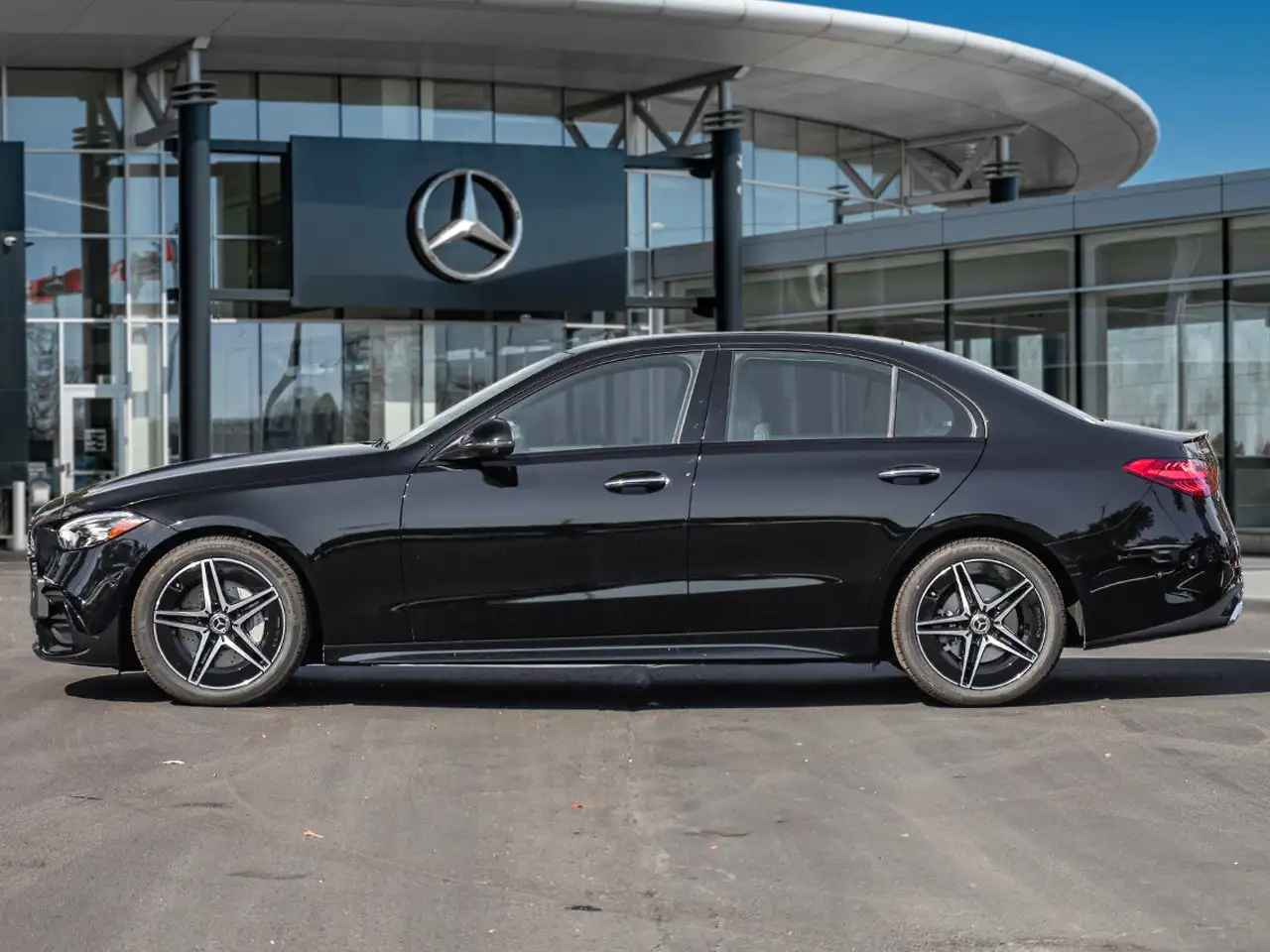 Mercedes-Benz C-Class - Image 3