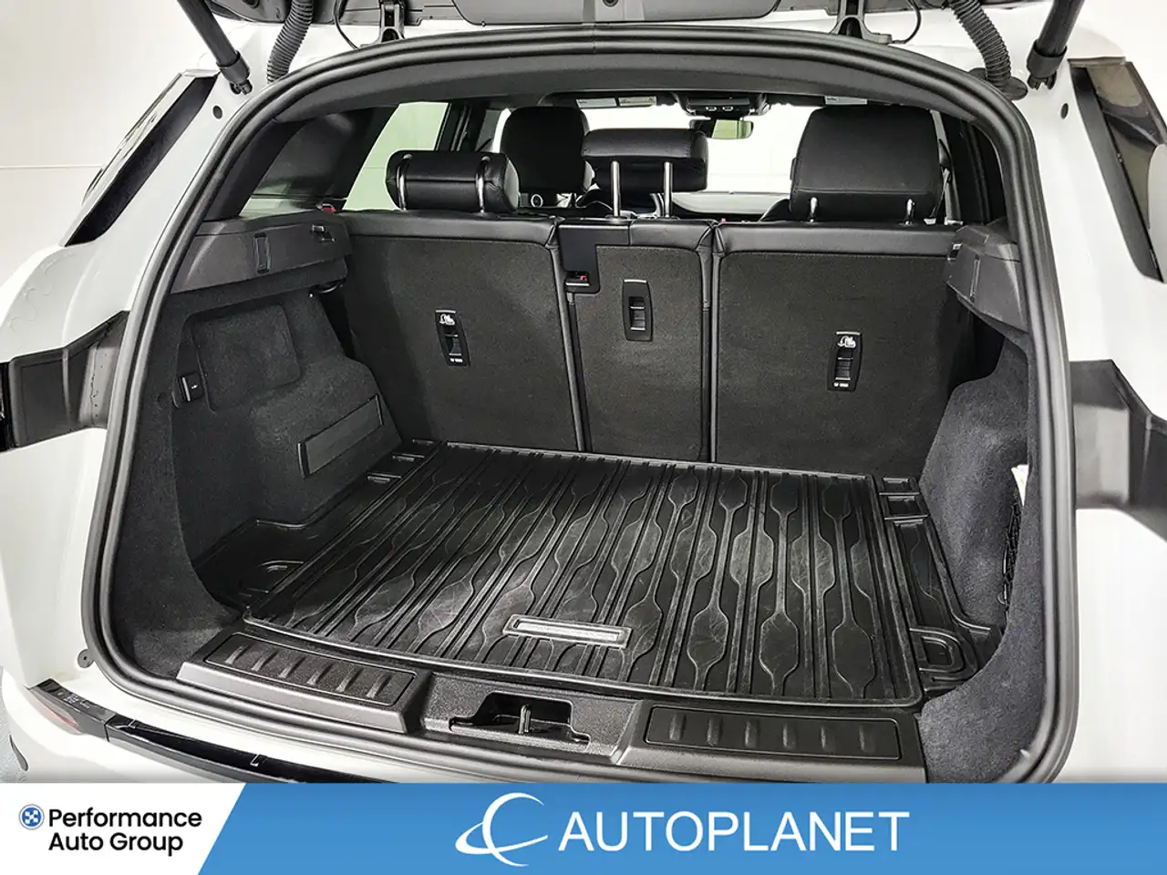 Land Rover Range Rover Evoque - Image 13