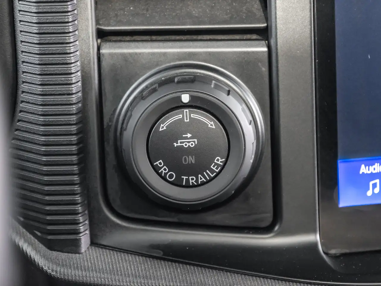 Ford F-150 - Image 26