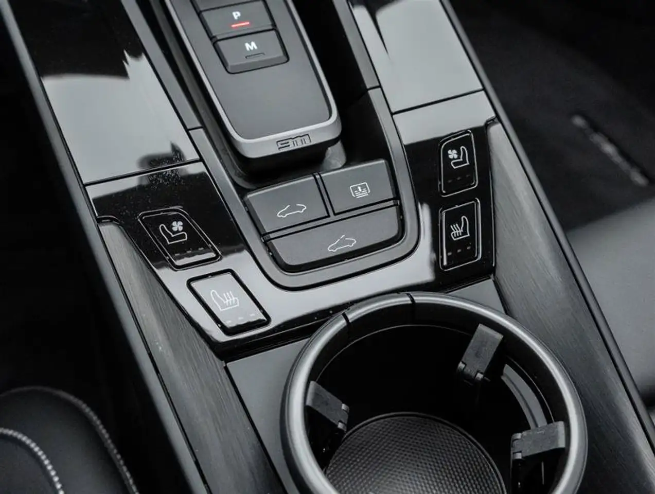 Porsche 911 - Image 39