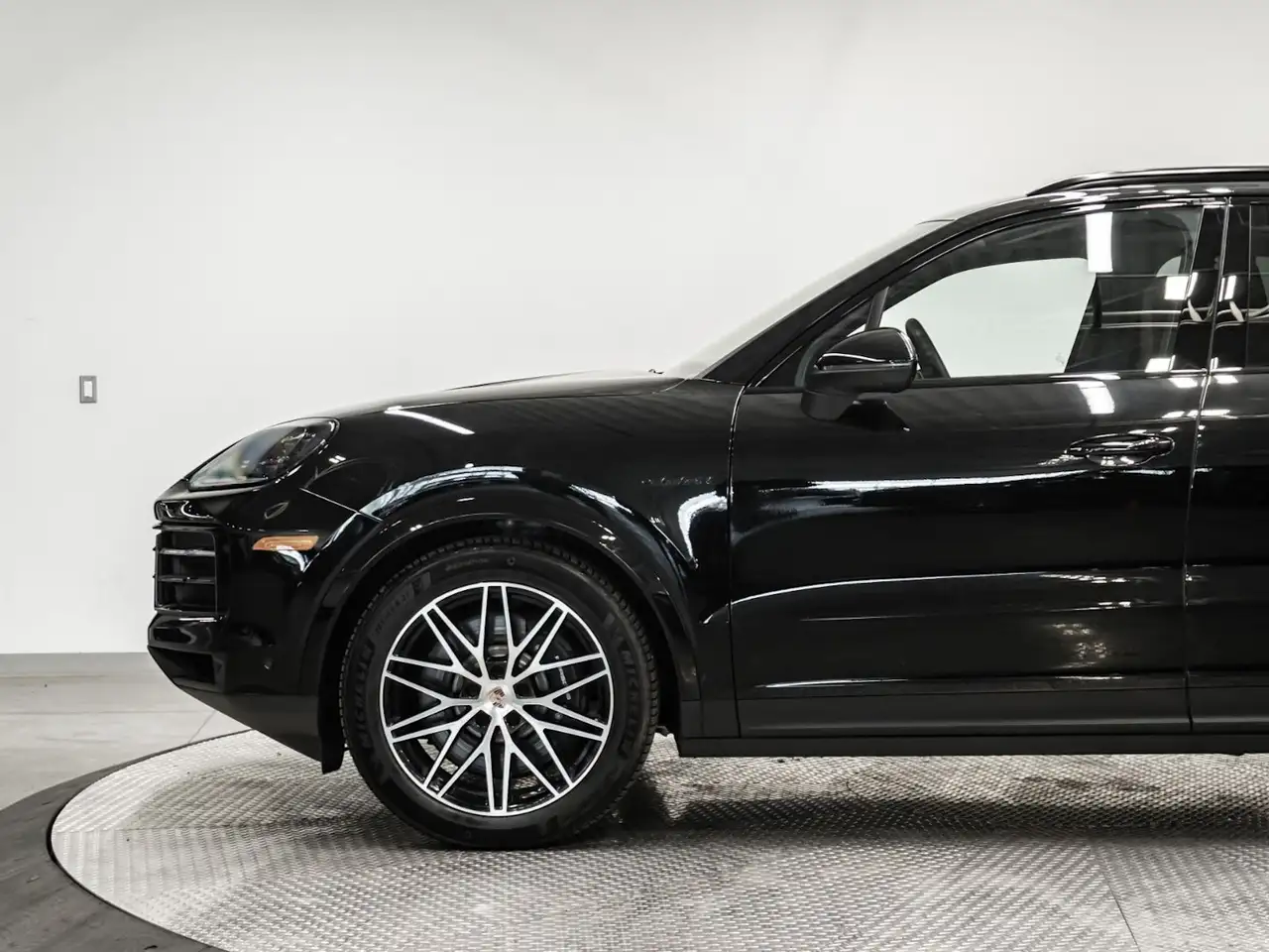 Porsche Cayenne - Image 9