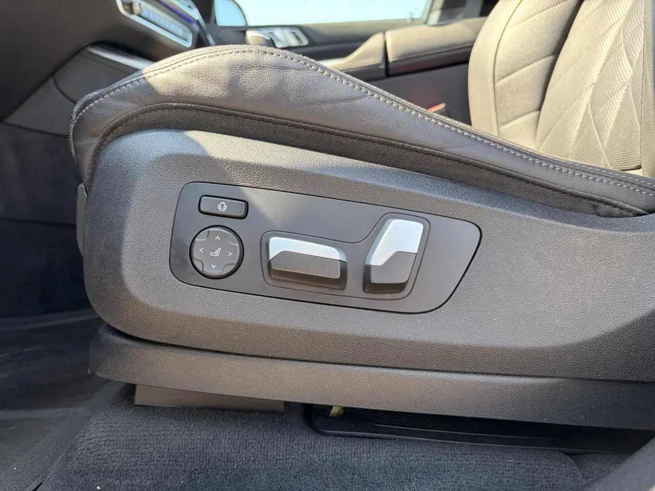 BMW X5 - Image 17