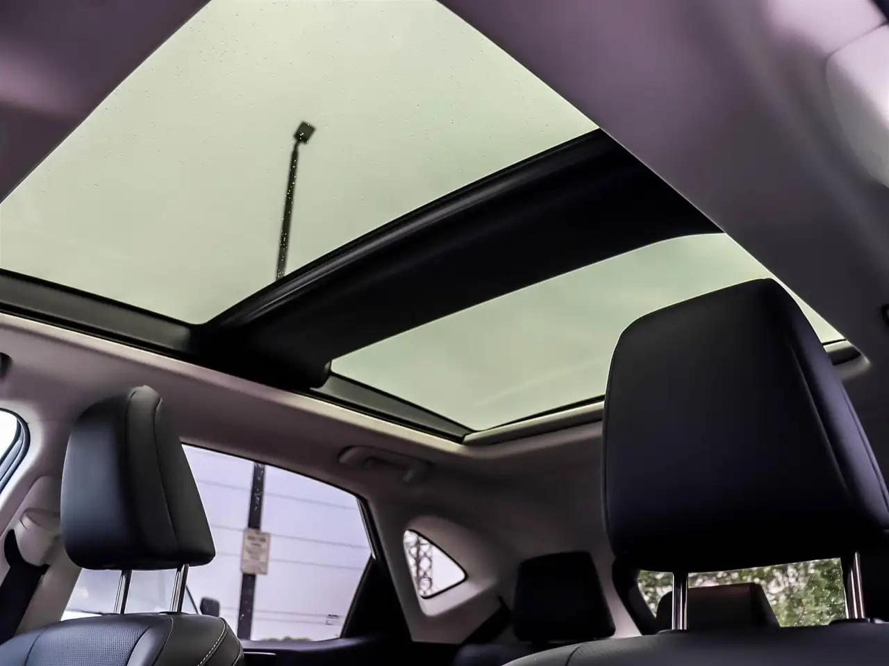 Lexus NX - Image 23