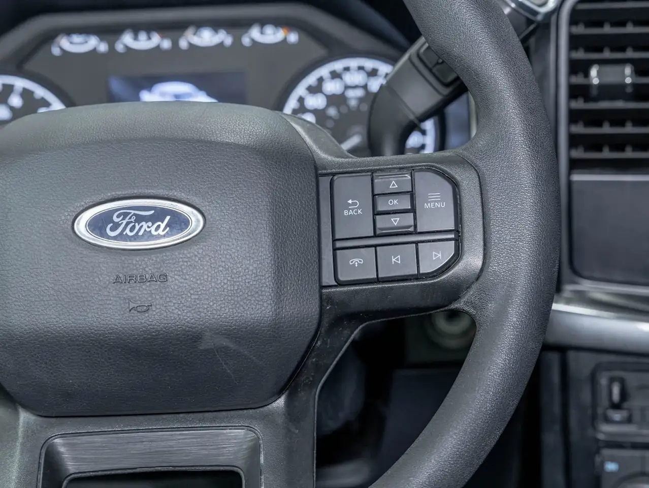 Ford F-150 - Image 16
