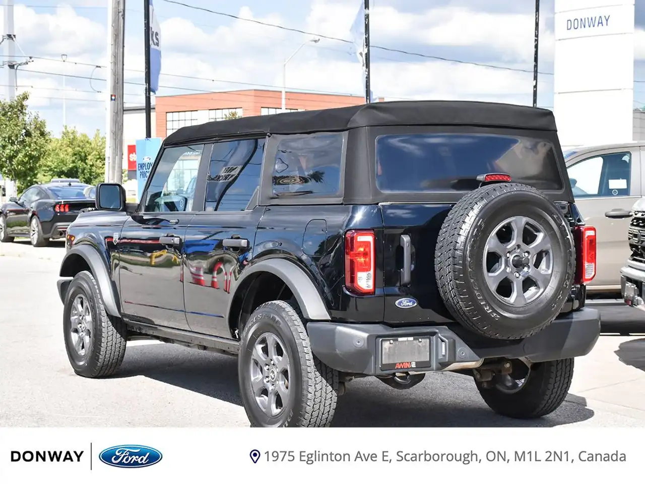 Ford Bronco - Image 8