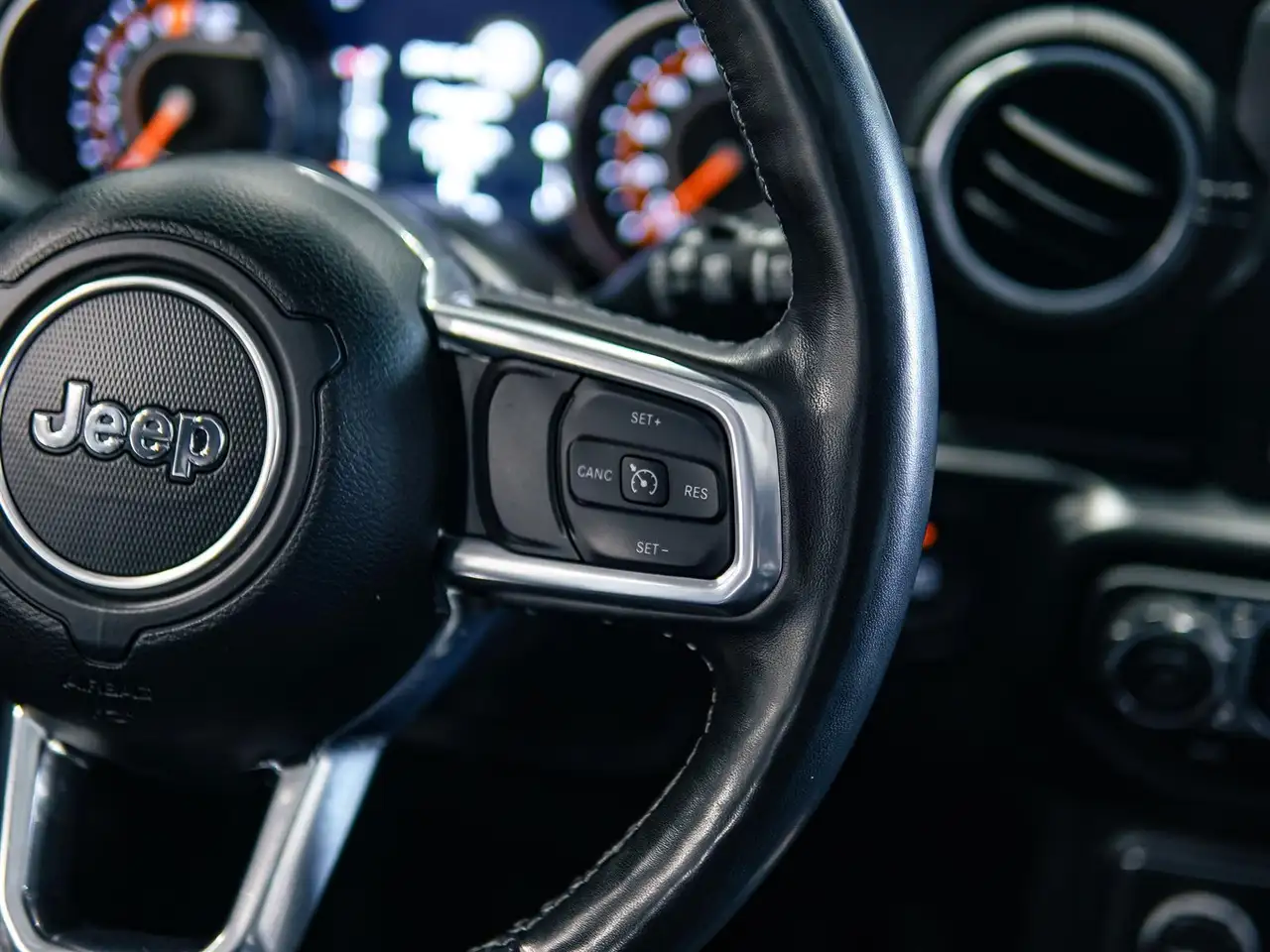 Jeep Wrangler - Image 24