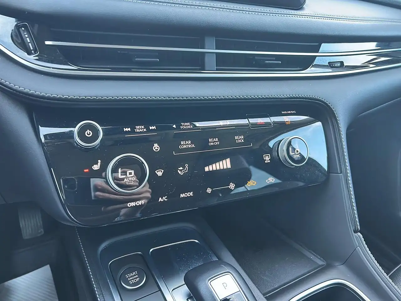 Infiniti QX60 - Image 18