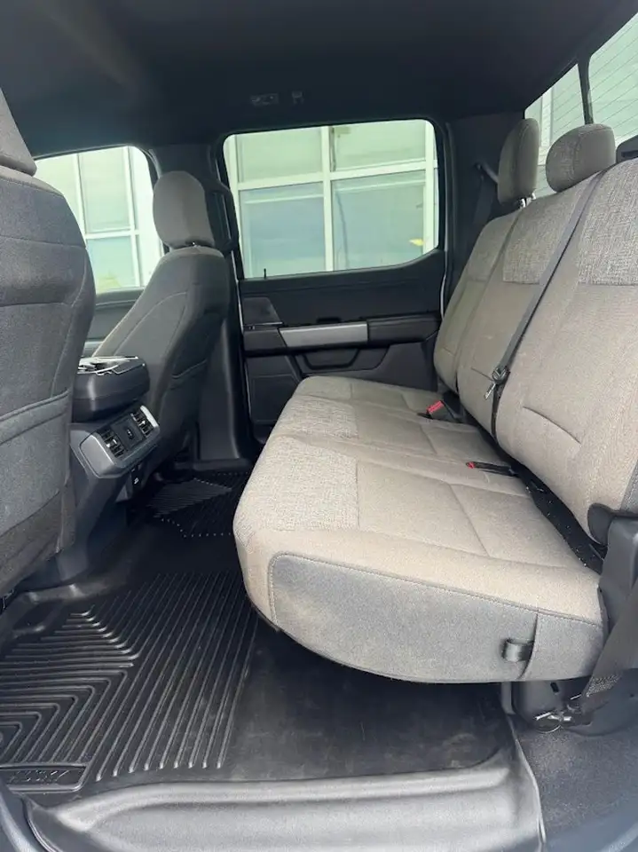 Ford F-150 - Image 12