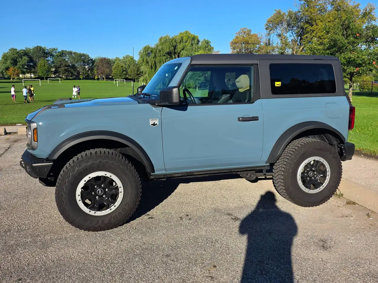 Ford Bronco - Image 2