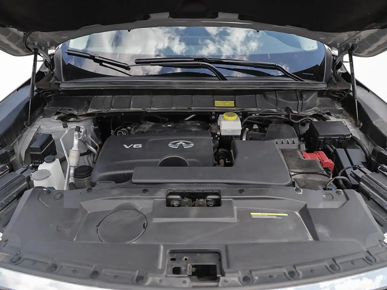 Infiniti QX60 - Image 12