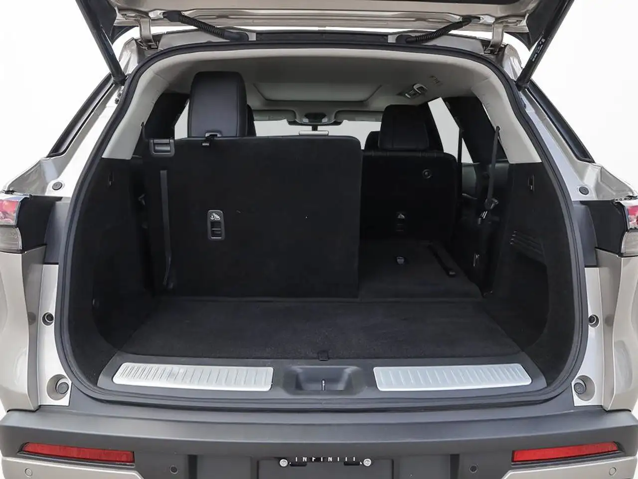 Infiniti QX60 - Image 15