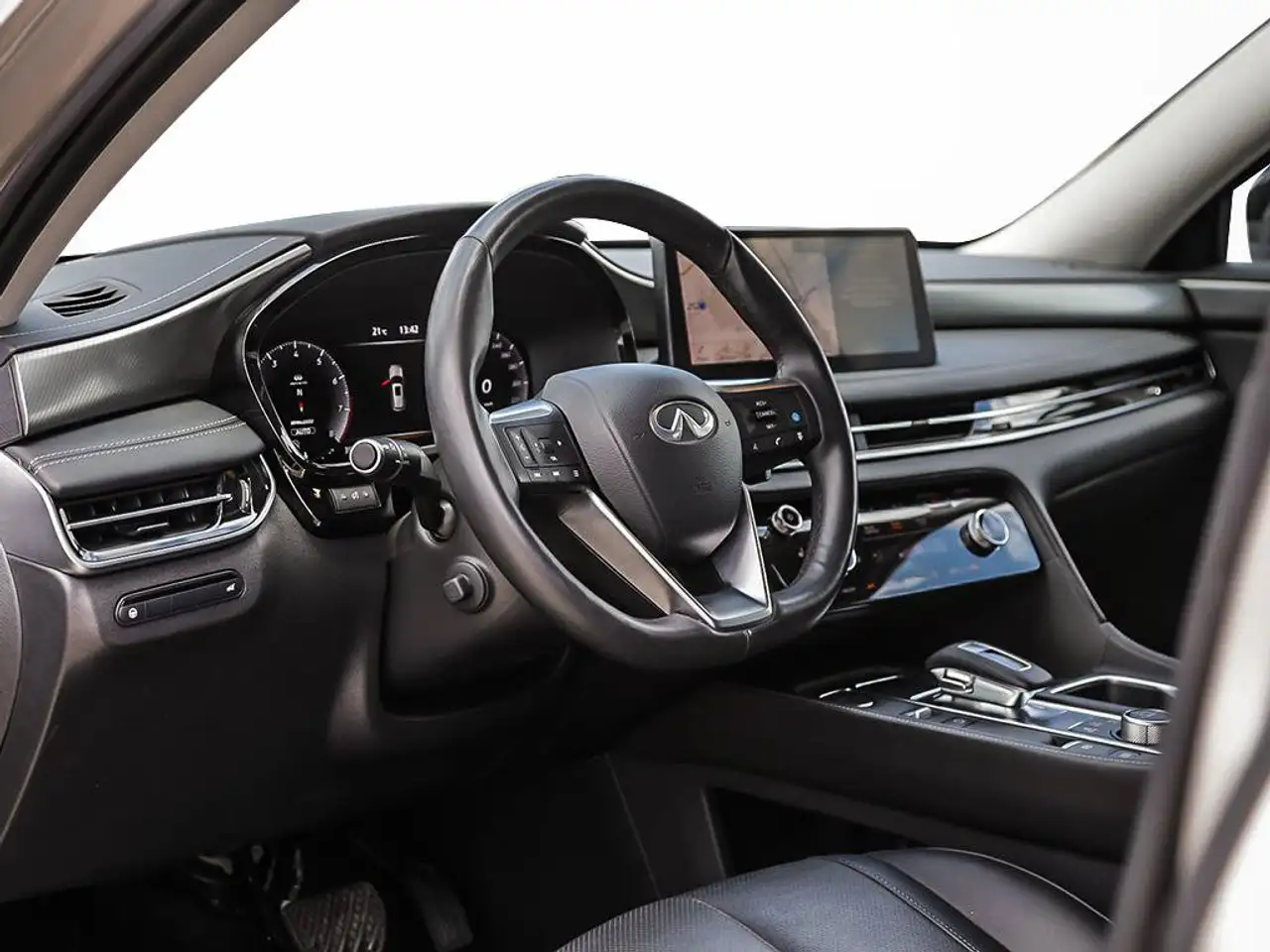 Infiniti QX60 - Image 17
