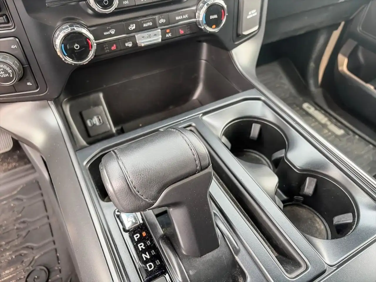 Ford F-150 - Image 18