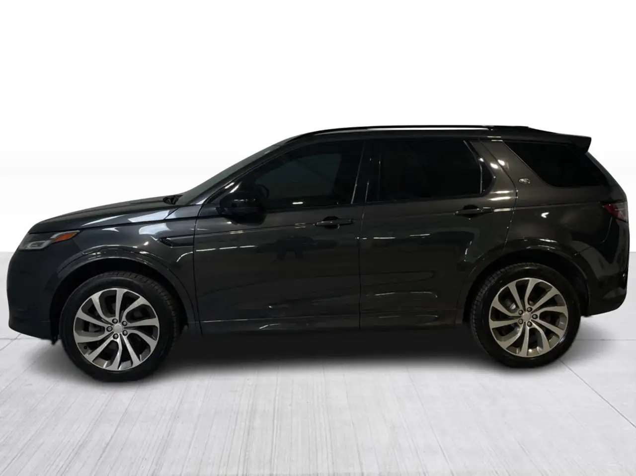 Land Rover Discovery Sport - Image 13
