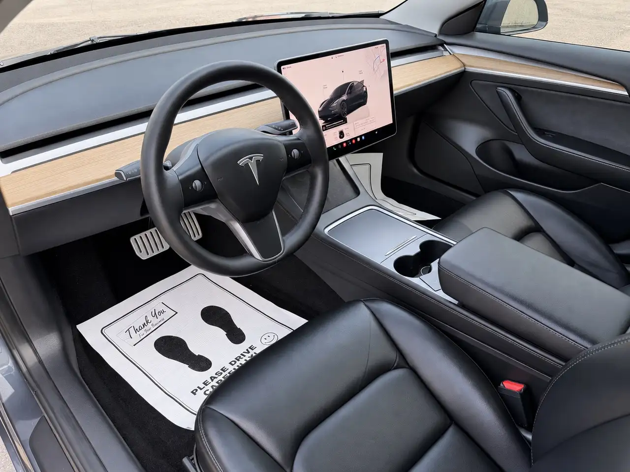 Tesla Model 3 - Image 7
