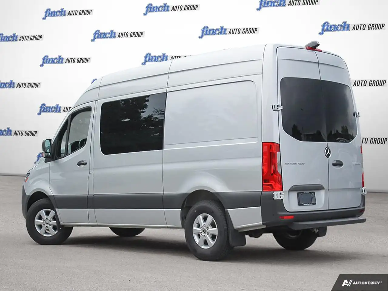 Mercedes-Benz Sprinter 2500 - Image 4