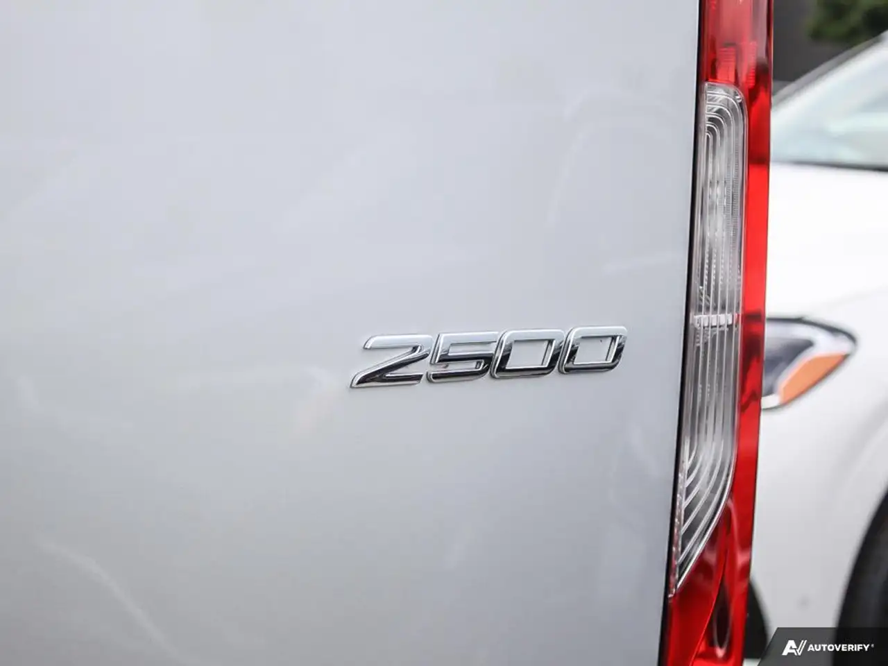 Mercedes-Benz Sprinter 2500 - Image 14