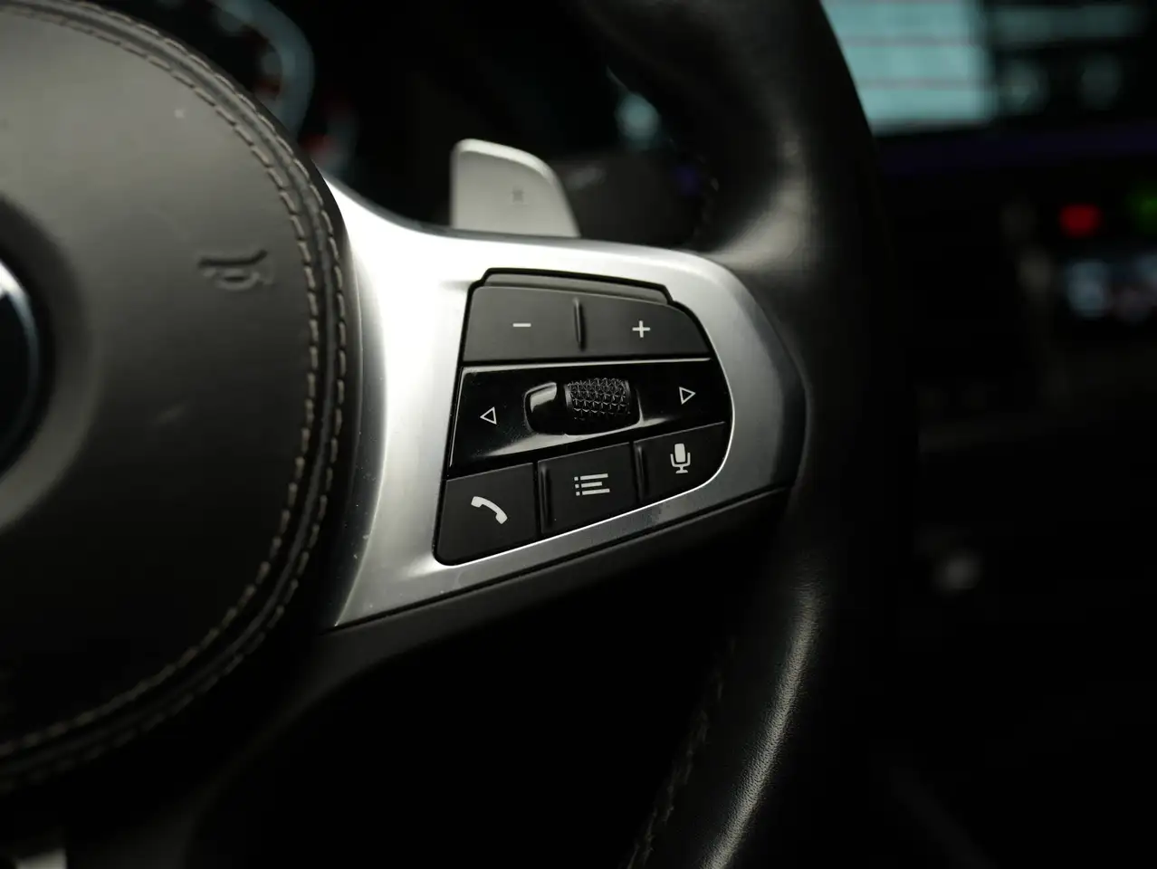 BMW X6 - Image 18
