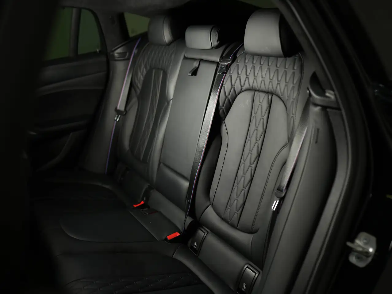 BMW X6 - Image 32