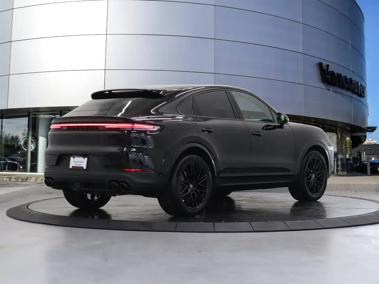 Porsche Cayenne - Image 10