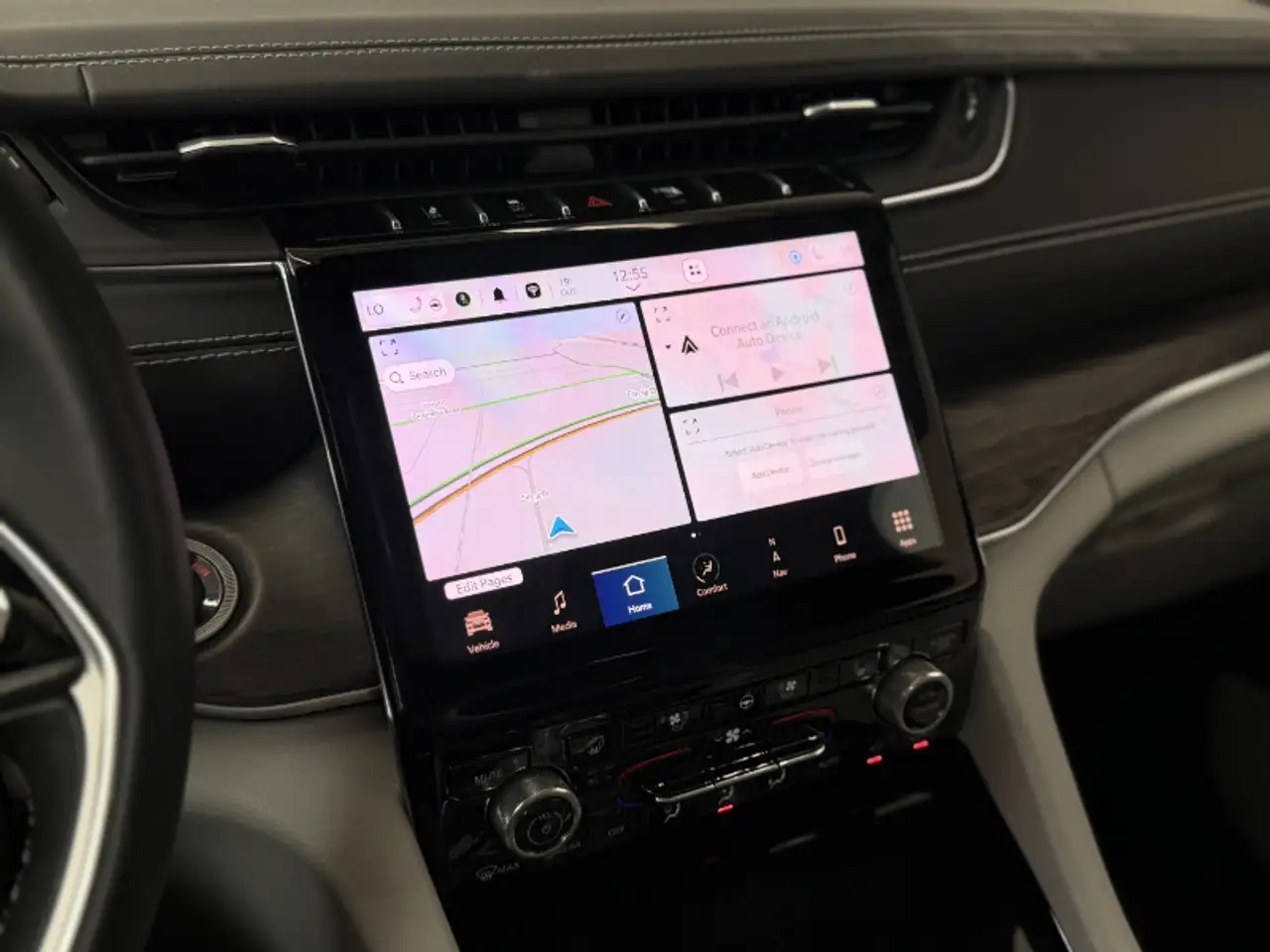 Jeep Grand Cherokee - Image 13