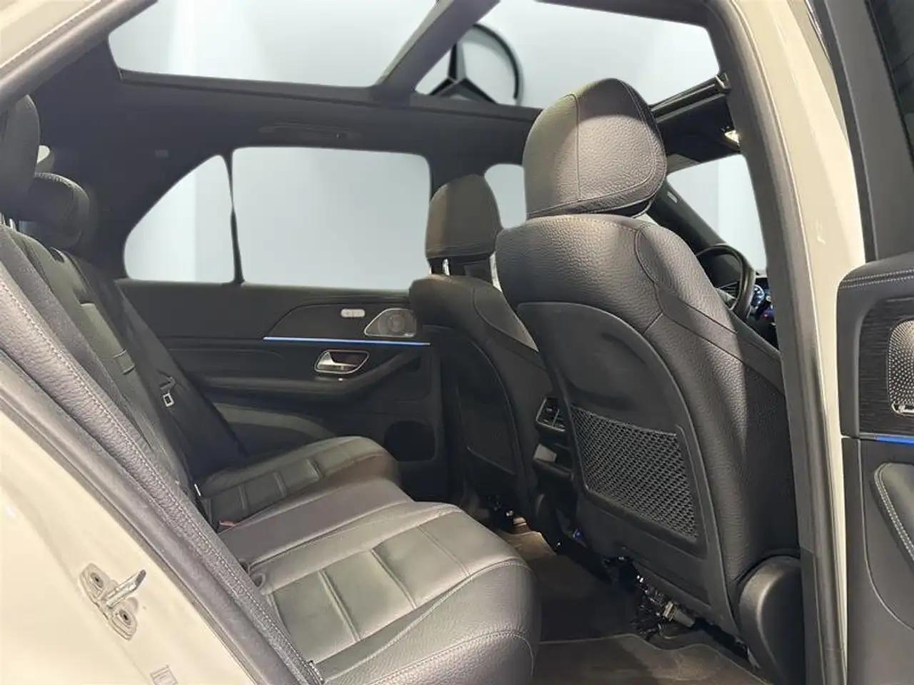 Mercedes-Benz GLE - Image 20