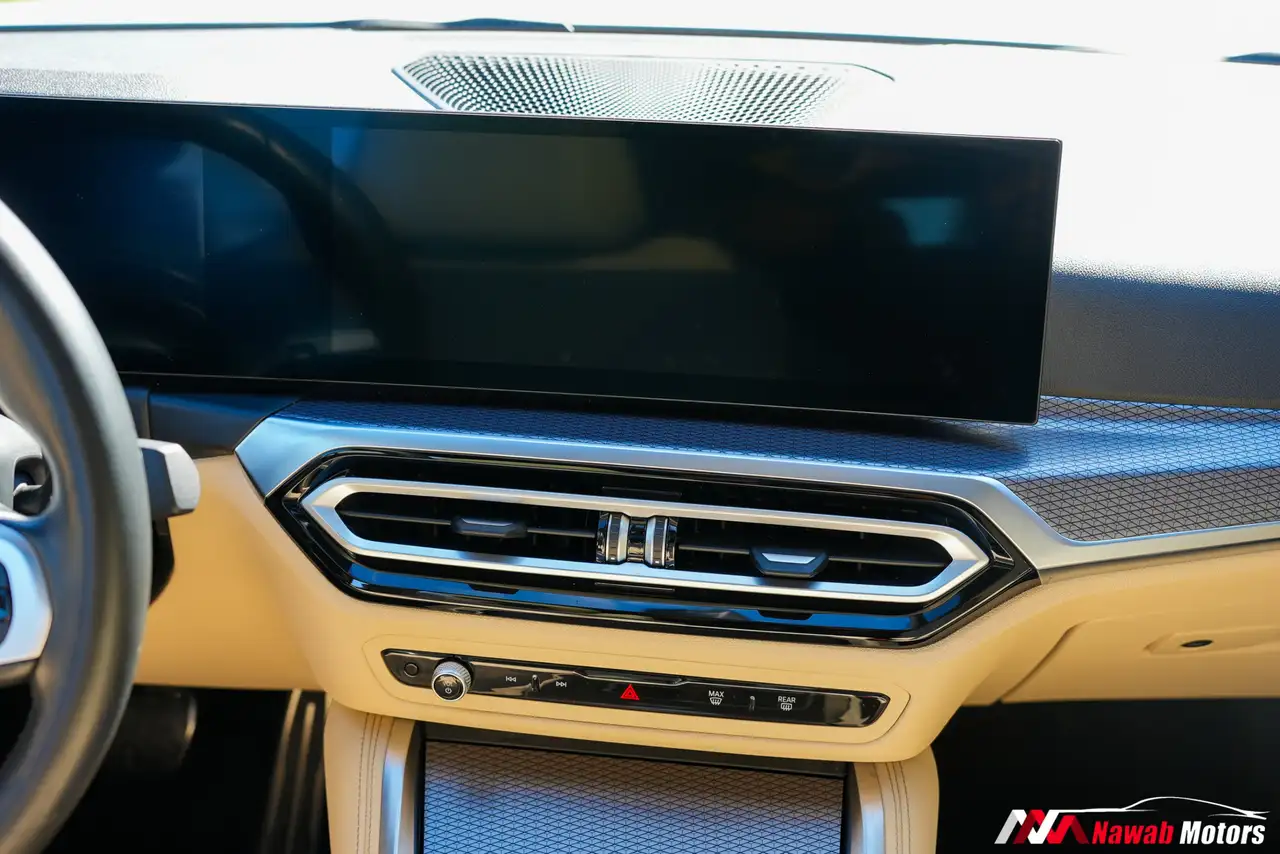 BMW i4 - Image 15